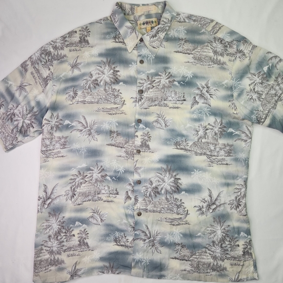 Reyn Spooner Authentic Merchandise All-Over Print Rayon Hawaiian Aloha Shirt, Men's Size XL Rayon navy blue type Vintage Second Hand